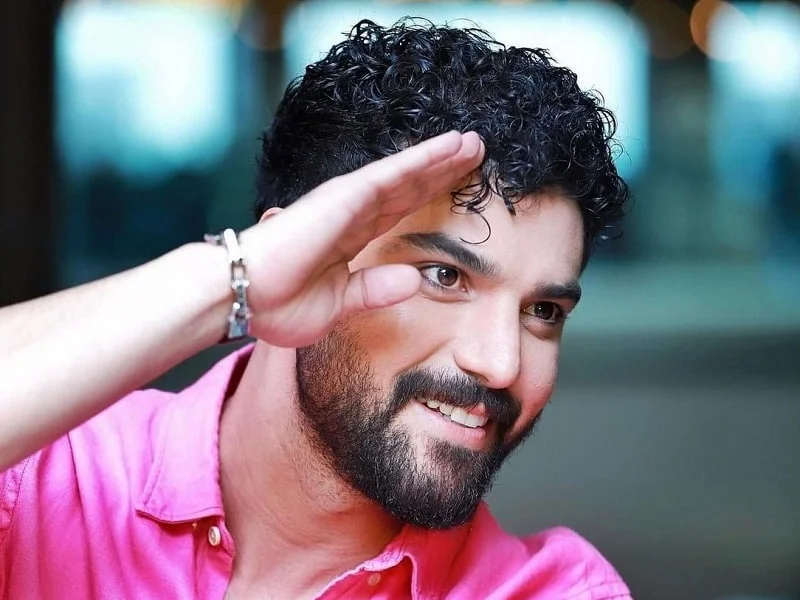 راز پنهان ازدواج نکردن سینا مهراد؛ بازیگر محبوب سریال پدر فاش شد!