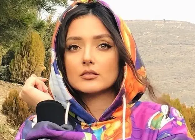 نورا محقق بازیگر سریال شغال ۳۴ ساله شد؛ پشت پرده زندگی و مسیر هنری‌اش را بشناسید!