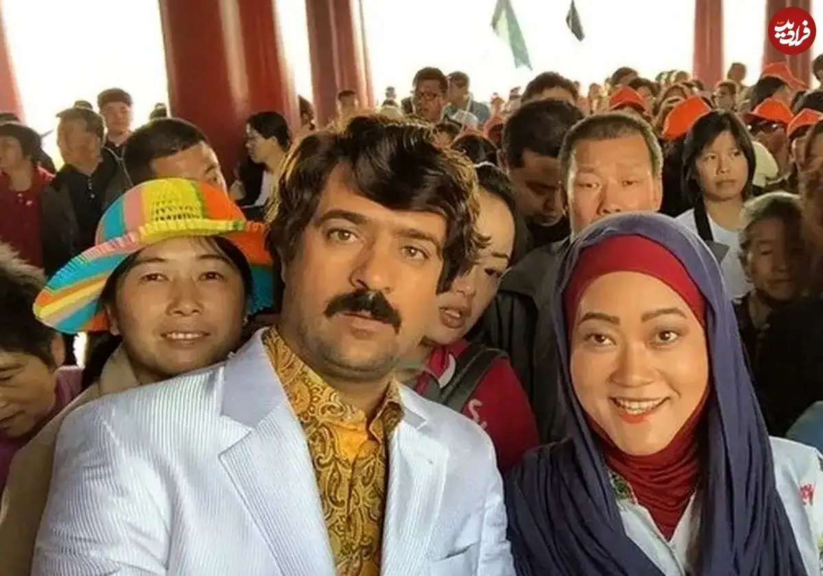 سفر زمان؛ «ارسطو» (پایتخت) و همسرش «مونا» در کنار «الناز حبیبی» در نمایشگاه نقاشی - وب‌گردی