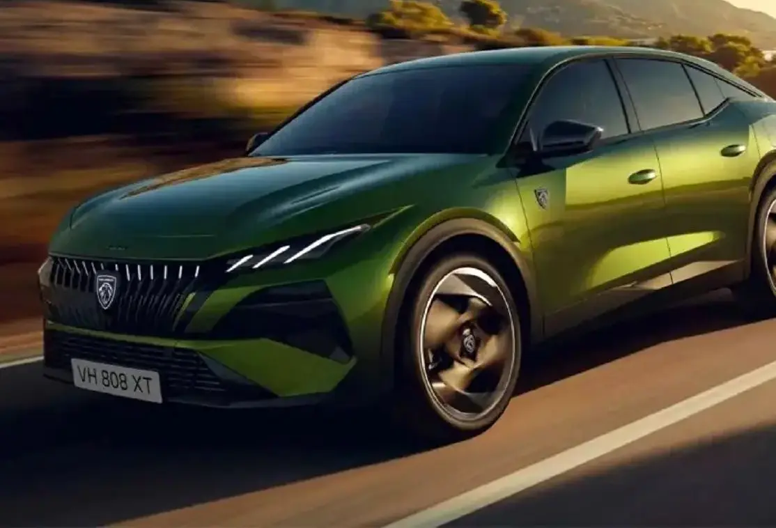 آفرود پژو 408 مدل 2026 با طراحی جسورانه و رنگ جادویی رونمایی شد - وب‌گردی