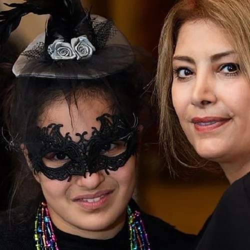 لادن طباطبایی