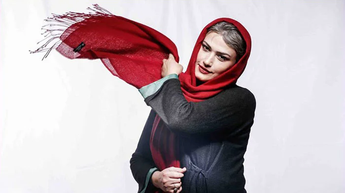 لادن مستوفی