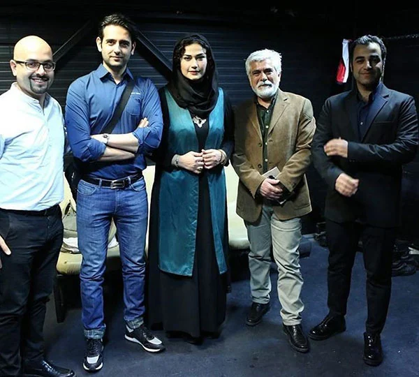 فعالیت‌های تئاتری لادن مستوفی