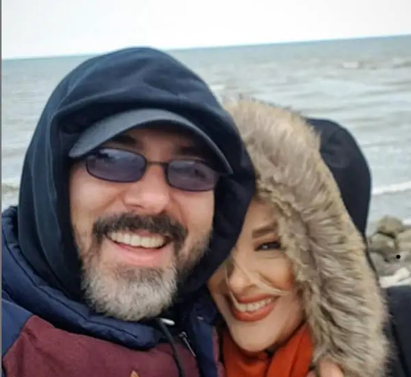 بیوگرافی کورش تهامی و همسرش پونه یزدانی بیوگرافی کورش تهامی و همسرش پونه یزدانی