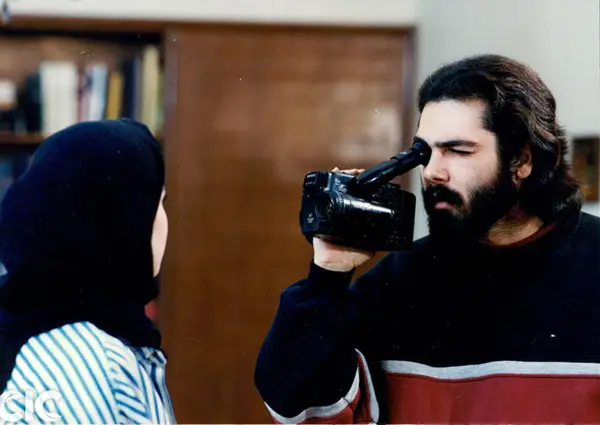 کورش تهامی در فیلم سینما سینماست کورش تهامی در فیلم سینما سینماست