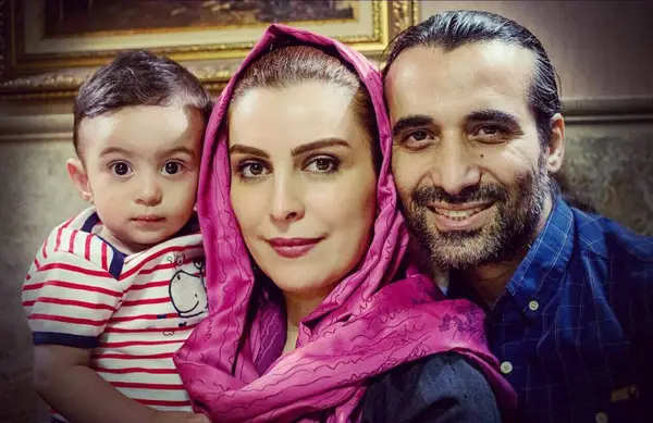 ماه چهره خلیلی و همسر و فرزندش بیوگرافی ماه چهره خلیلی