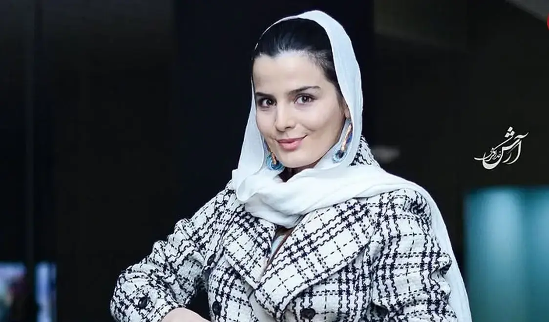 سفر زمان؛ «سوجان، بهاره، جاوید و سهراب» در حال خوردن تخمه و میوه در پشت‌صحنه «سوجان» - وب‌گردی