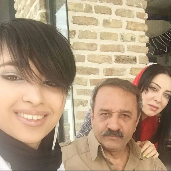 حمیرا ریاضی همسر و فرزندش حمیرا ریاضی همسر و فرزندش