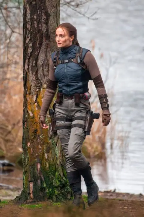 تصاویر پشت صحنه سریال Tomb Raider سوفی ترنر را در نقش لارا کرافت نشان می‌دهد | نمابان و به نقل از گیمفا