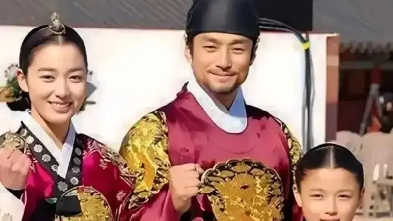 عکس| سفر در زمان؛ «امپراتور سوکجونگ» سریال دونگ یی در 33 سالگی و در مراسم ازدواج اش