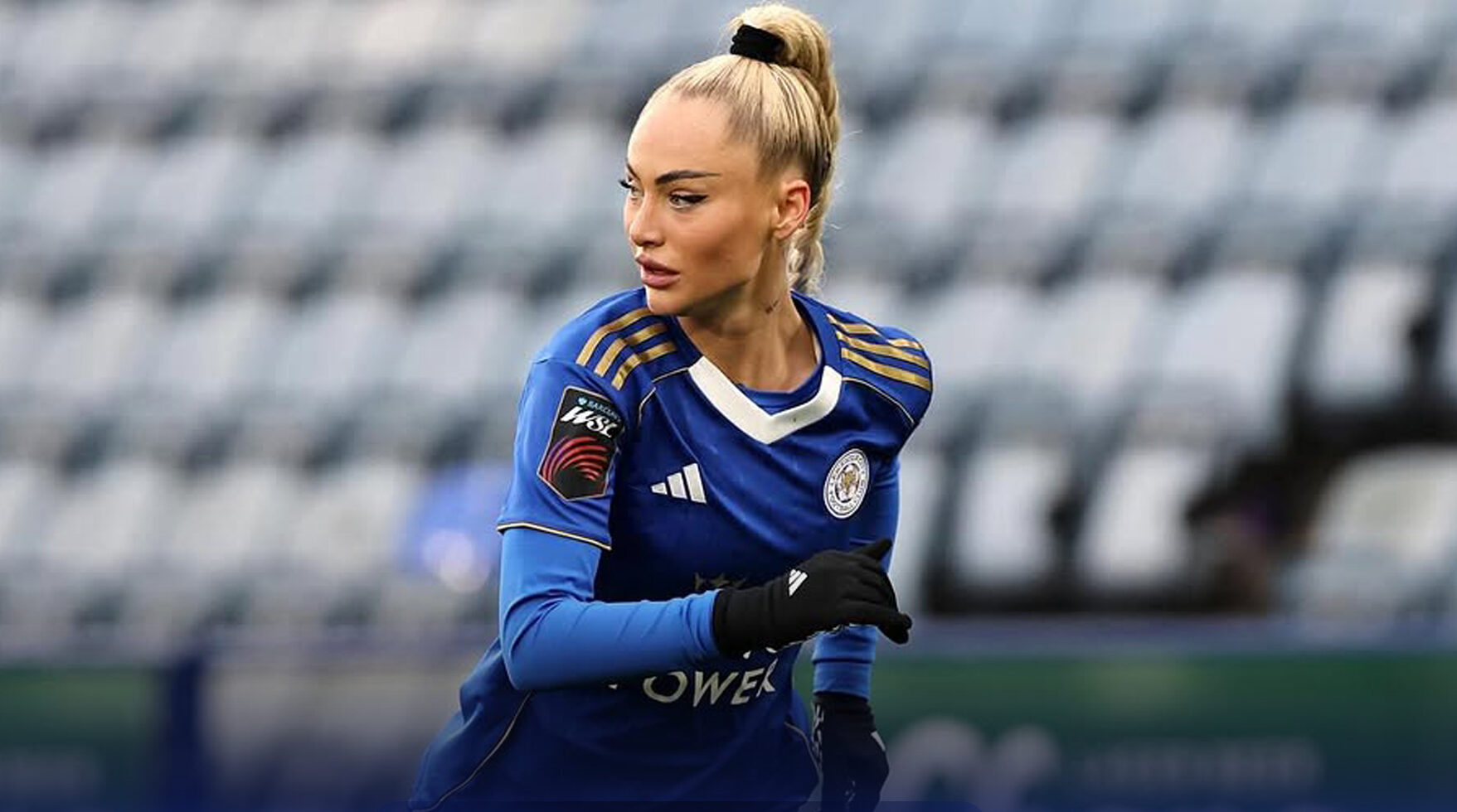 قاب امروز آلیشا لمان ستاره جذاب و زیبای دنیای فوتبال زنان - وب‌گردی