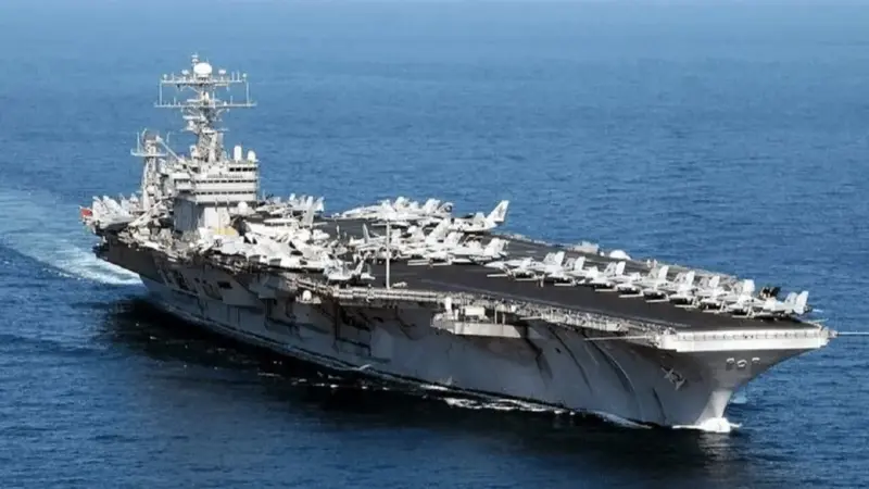 فوری | ناو «آبراهام لینکلن» از مرزهای ایران عقب نشینی کرد