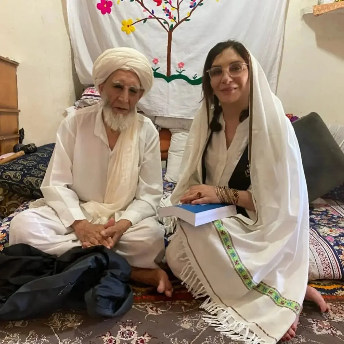 افسانه بایگان و شاعر سرشناس خراسانی 2