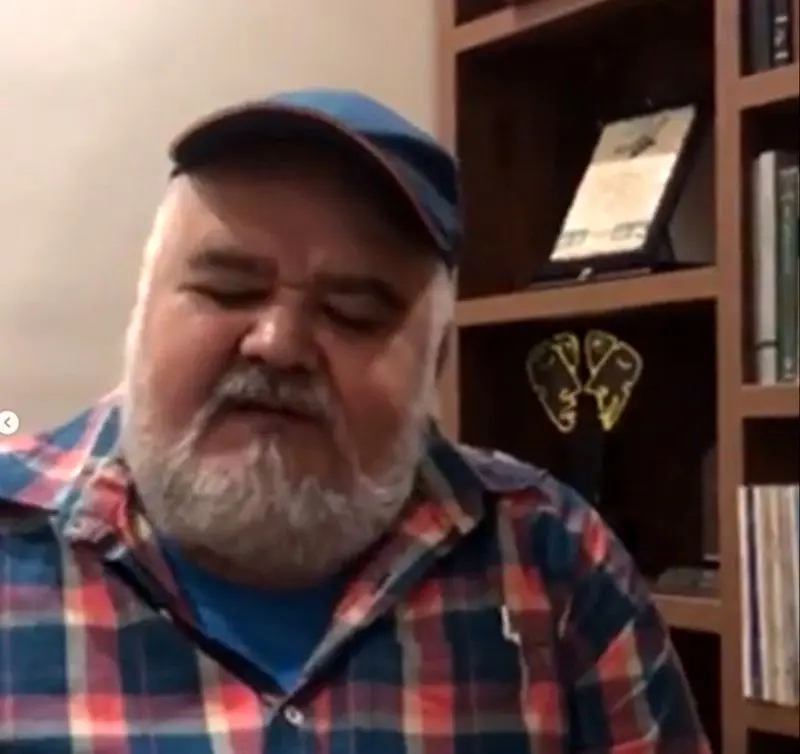 چیدمان منزل اکبر عبدی