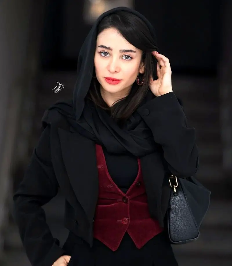 الناز حبیبی