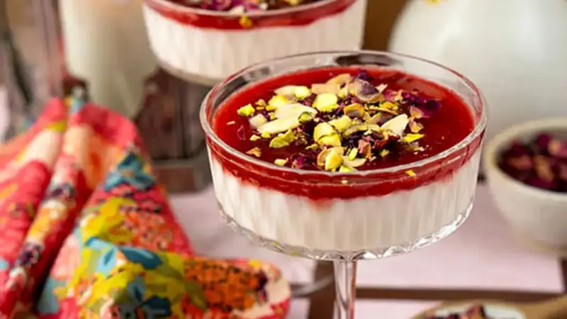 آشپزباشی | دسر محلبی با به؛ ترکیبی خوش‌عطر که همه عاشقش می‌شوند!