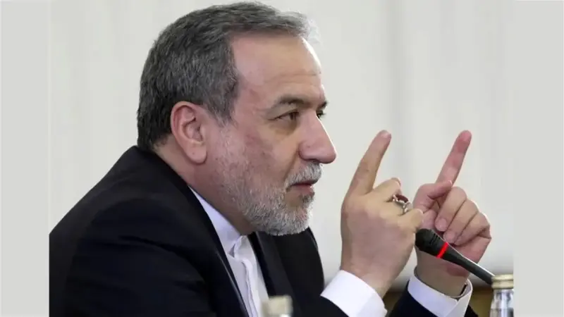 عکس‌های جنجالی تولد دختر عباس عراقچی با حضور زن جوان‌تر؛ نماد آمریکایی چه حرف‌هایی به پا کرد؟