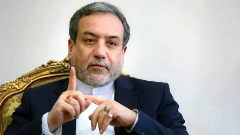 عکس جشن تولد دخترکوچولوی عباس عراقچی وزیر امور خارجه  / نماد امریکایی کیکش همه را مبهوت کرد