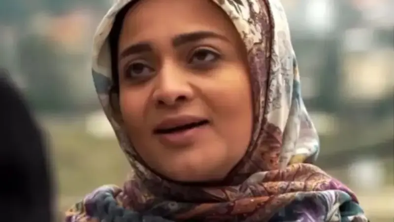 سفر در زمان؛ «طاهره» 6 سال بعد سریال پایتخت 6 و روی صحنه یک تئاتر / چه چهره متفاوت و زیبایی !