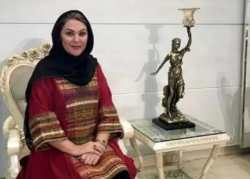 لاله اسکندری