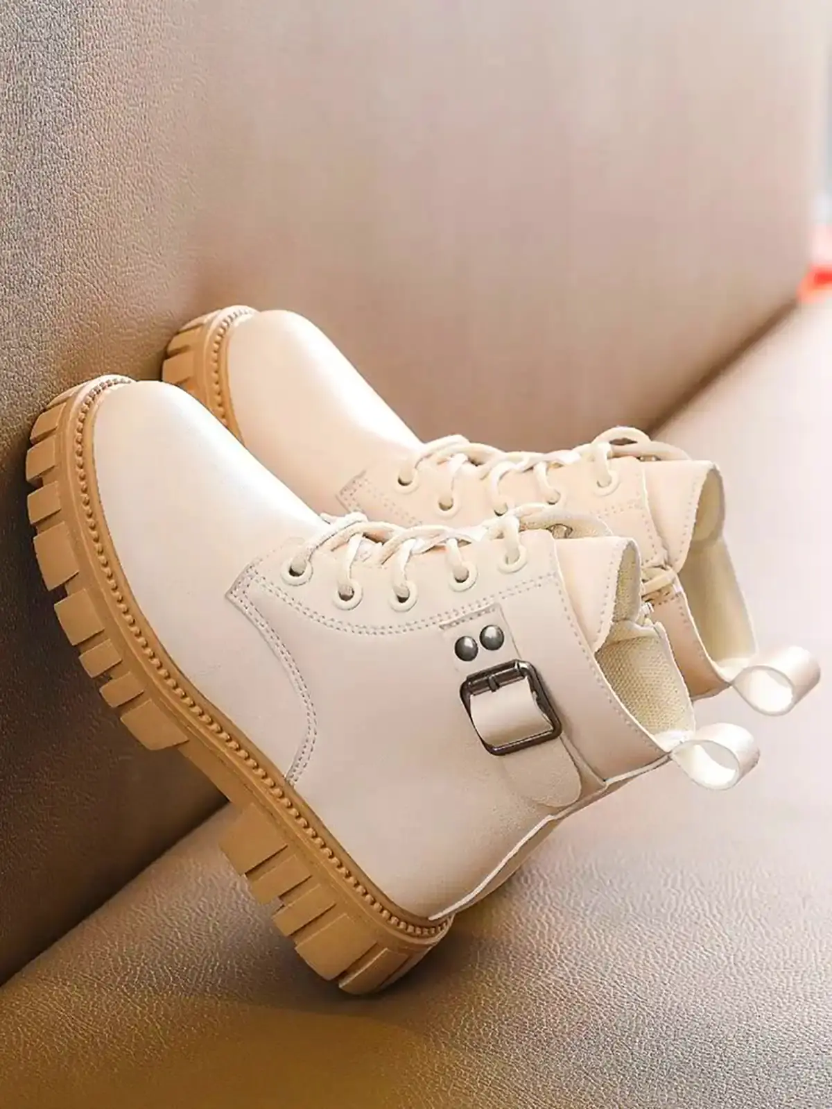 نیم بوت شیک پاییزه