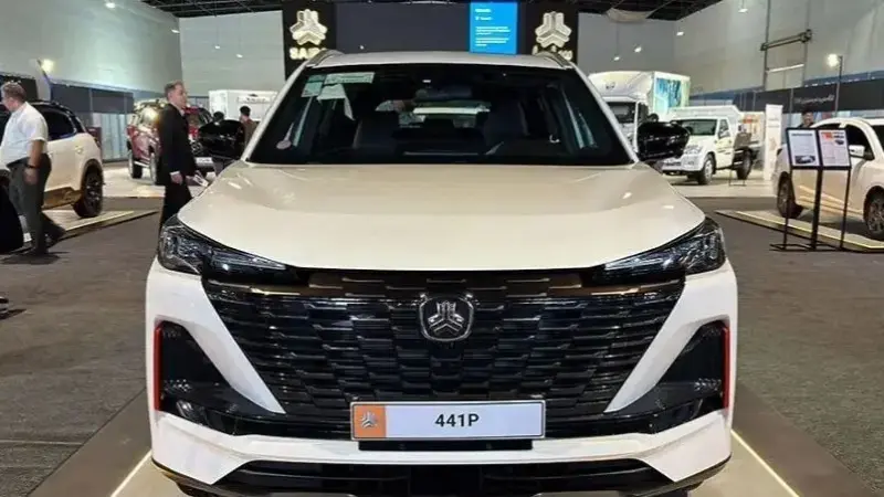 رقابت نفس‌گیر ۹ هزار نفر برای یک خودرو چانگان؛ چرا بازار خودرو این‌قدر آشفته است؟