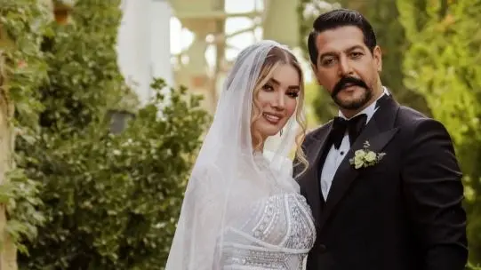 / متین ستوده مادر شد و کامران تفتی پدر و چه زود / عروس خانم : دونفر شده ام / مبارک تازه عروس و داماد سینمای ایران - و...