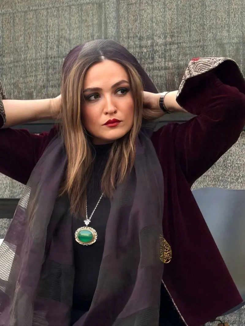 گلاره عباسی (4)