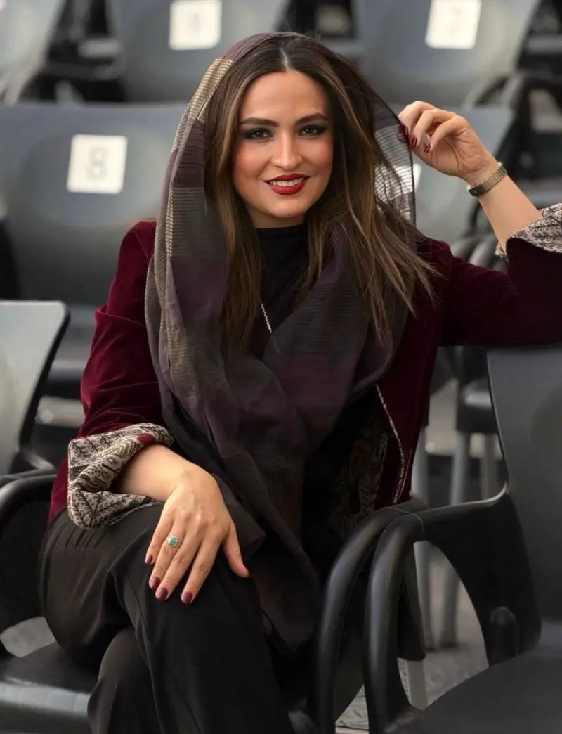 گلاره عباسی (8)