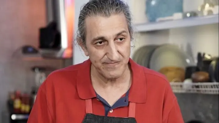 عکس/ نگاهی به چیدمان با سلیقه خانه «یوسف صیادی» و همسرش کمدین محبوب/ مبلمان سلطنتی و فرش اصیل ایرانی مناسب عید امسال