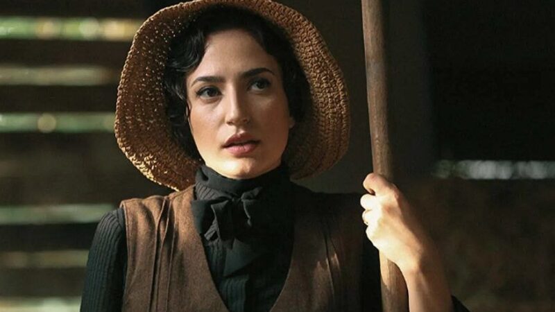 نگار جواهریان با چتری عروسکی؛ چهره‌ای که همه را شوکه کرد!