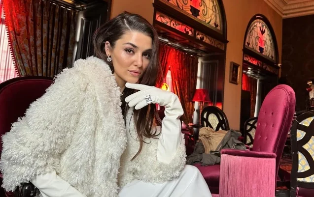 نگاهی به چیدمان منزل شاهانه و لوکس هانده ارچل / از مبلمان مدرن تا دکوراسیون جذاب