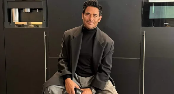 محمدرضا گلزار در اولین ش - وب‌گردی