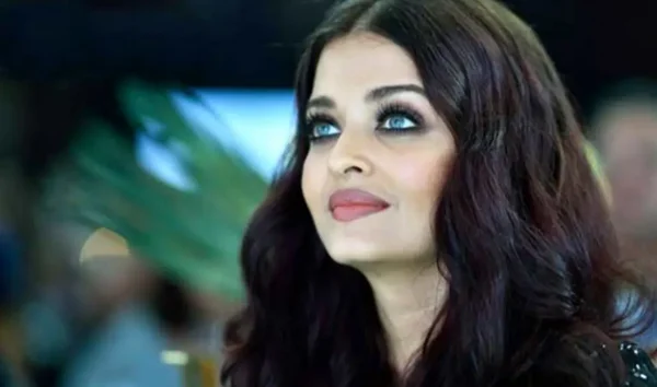 چیدمان ویلای دوبلکس آیشواریا و آبیشک در دبی؛ شاهکار معماری و طبیعت کنار هم!