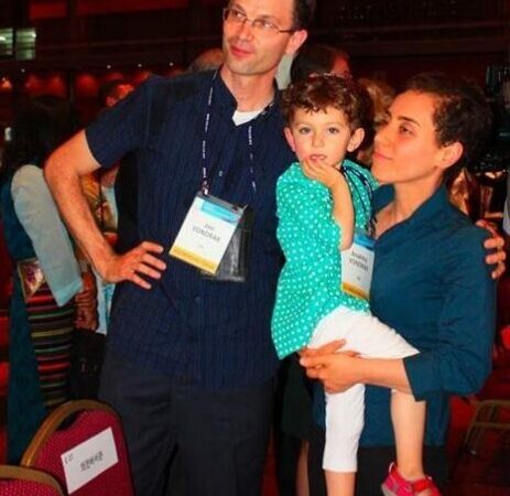 « پروفسور مریم میرزاخانی» :ریاضیات همیشه علاقه اصلی من نبود، من علاقه زیادی به خواندن رمان داشتم، فکر میکردم یه روزی