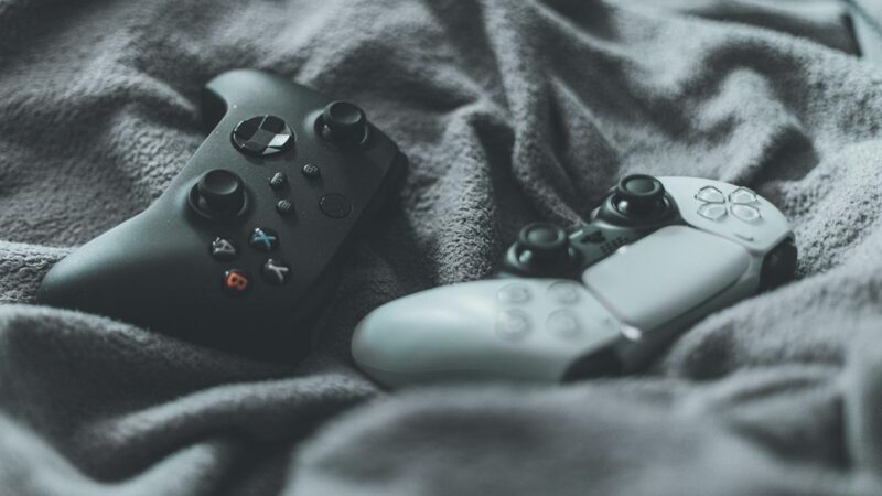 PS5 یا Xbox Series X؟ کدام کنسول برای گیمرهای ایرانی بهتر است؟