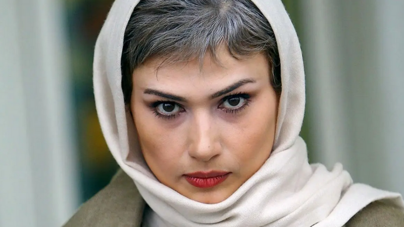 بیوگرافی لادن مستوفی و همسر کارگردانش با اختلاف سنی ۲۰ سال