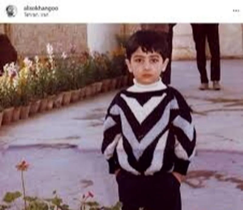 کودکی علی سخنگو