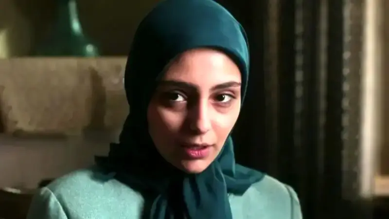 هستی مهدوی‌فر راضیه گذر از رنج‌ها در ارمنستان + بیوگرافی