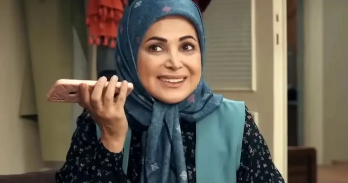 سفر در زمان| طاهره خانم سریال اسباب زحمت در اولین فیلم سینمایی‌اش