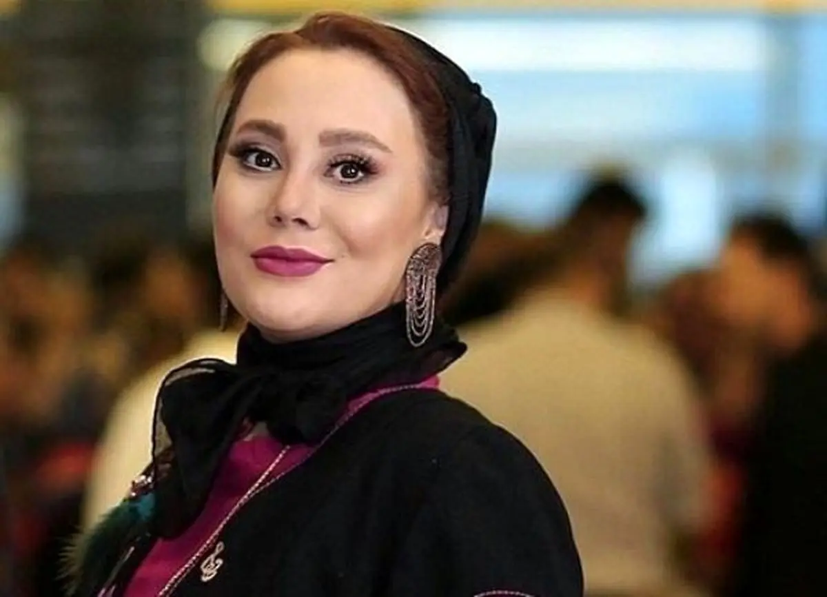 نگاه روز میکاپ جذاب آرام جعفری به سبک زنان زیبای ۷۰ سال پیش - وب‌گردی