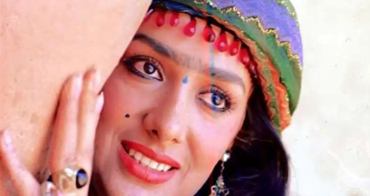 سفر در زمان آرام خانوم بازیگر قدیمی در 62 سالگی - وب‌گردی