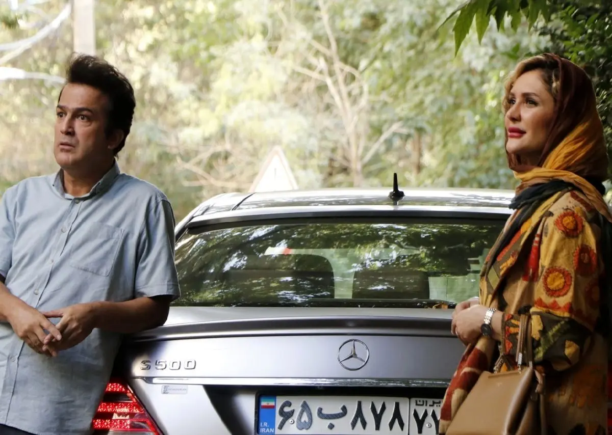 استایل و طراحی لباس کمدی «خرچنگ» - وب‌گردی