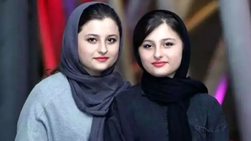 کدام جذاب تر هستند؟/ سارا و نیکا فرقانی جذاب ترند یا سنا و سونیا حسینی+ عکس
