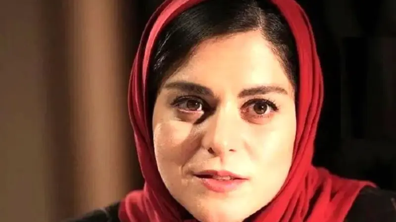 فیلم آواز باشکوه غزل شاکری در مصاحبه با هوشنگ گلمکانی !