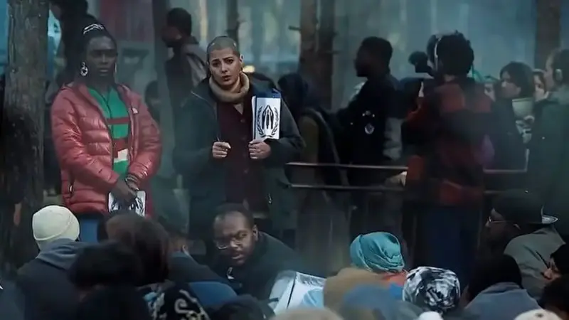 عکس لو رفته از کچل کردن طناز طباطبایی در برمودا