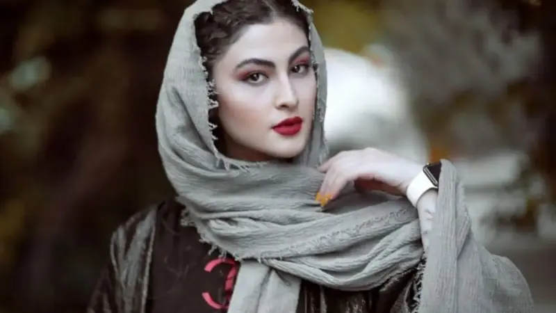 مقایسه تصویر بدون آرایش و با آرایش مریم مومن + عکس