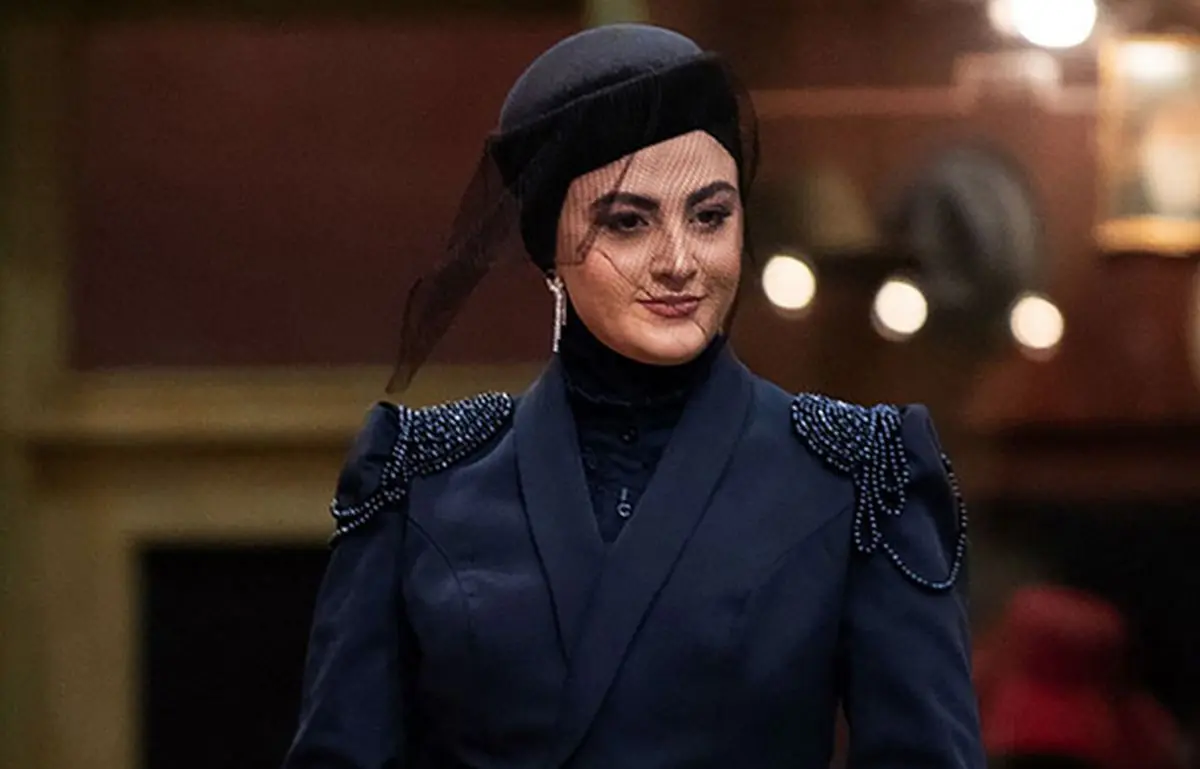 پدر و مادر واقعی مریم مومن; نگاهی به زندگی خانوادگی فخرالزمان سریال بانوی عمارت - وب‌گردی