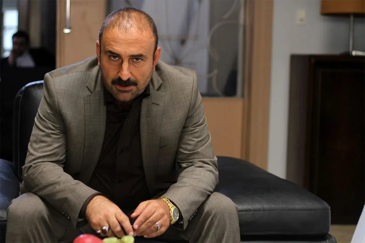 ماجرای آقای زالو مهران احمدی بازیگران - فرهنگی