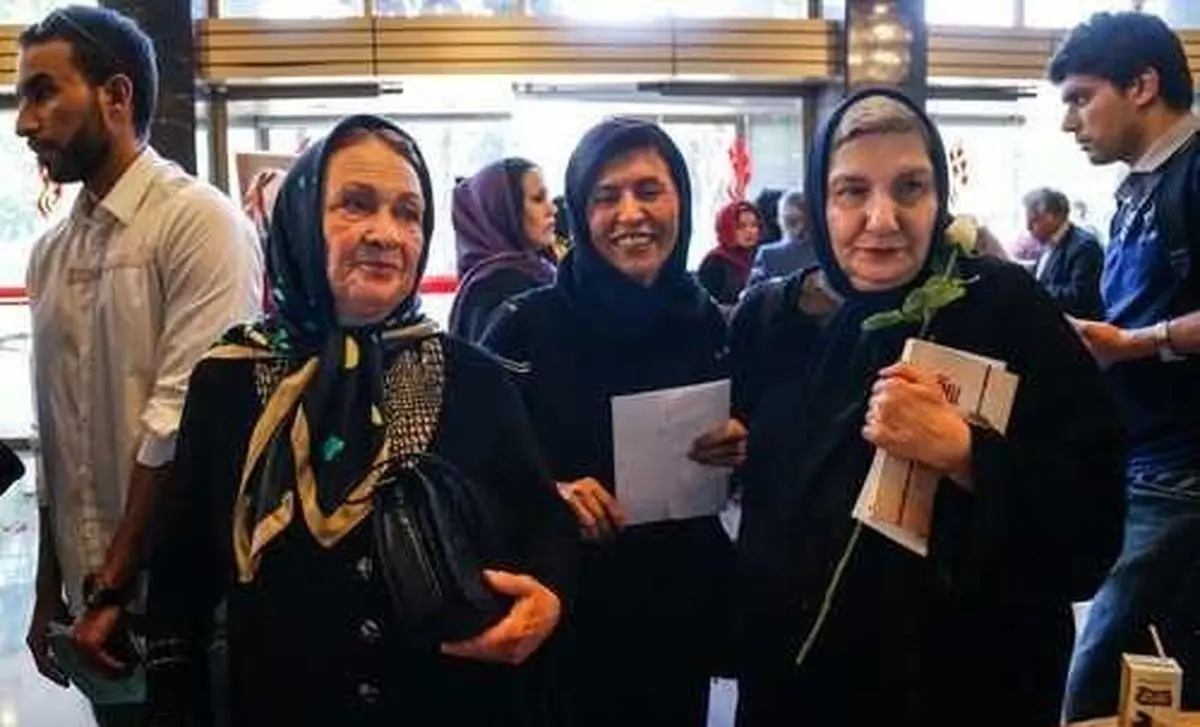 بیوگرافی پری امیرحمزه و دامادهایش - وب‌گردی